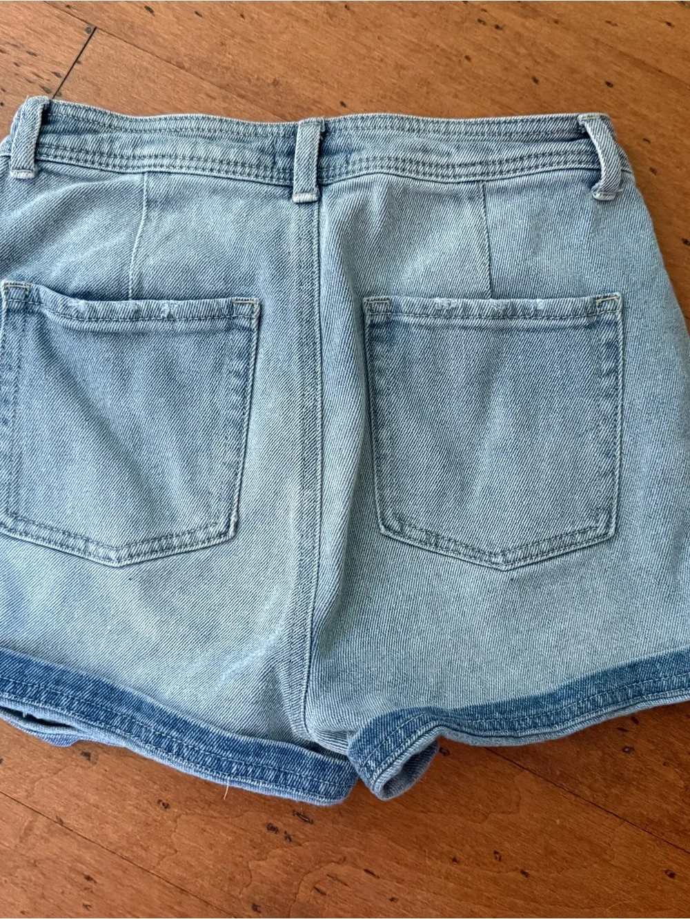 Rewind Light Blue Denim shorts w slight distressing and small hem, sz 5 / 27,guc